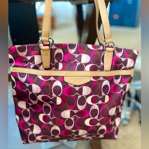 Coach purse - like new